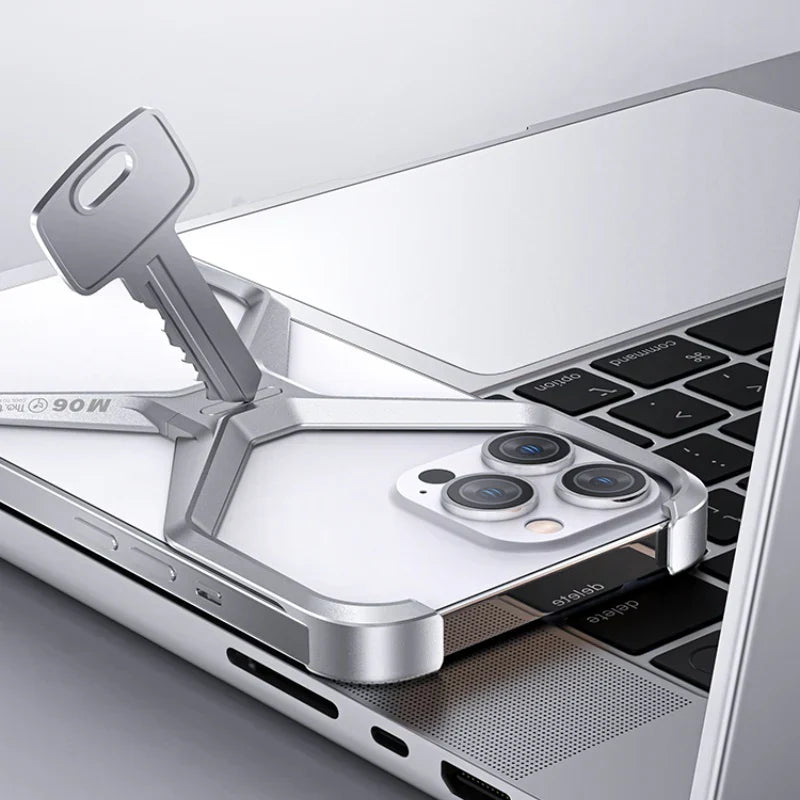 Vazico Alloy Hollow Cover iPhone